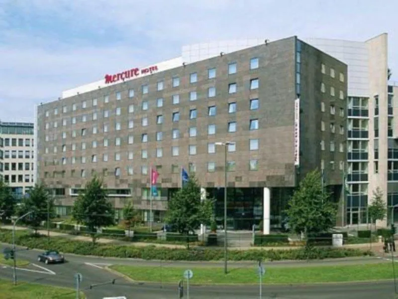 Voco Dusseldorf Seestern, An Ihg Hotel
