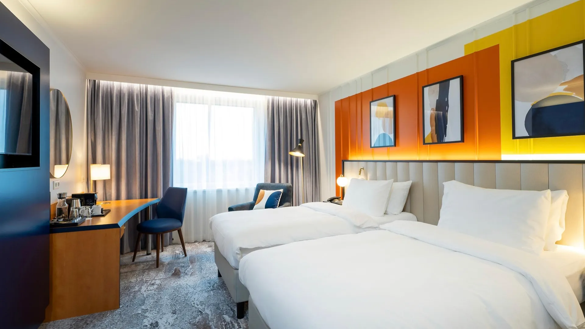 Voco Dusseldorf Seestern, An Ihg Hotel